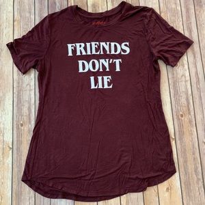 Stranger Things  “Friends don’t lie” shirt S
